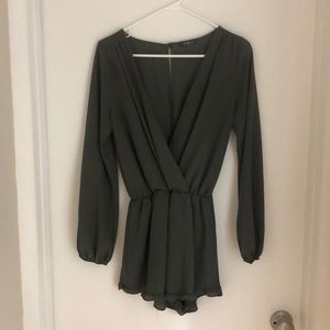 GOJANE Olive Green Long Sleeve Romper Size M